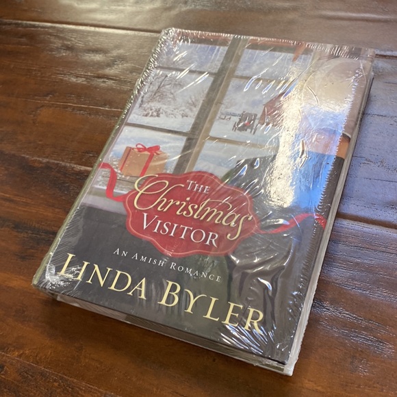 NWT The Christmas Visitor An Amish Romance by Linda Byler - Picture 4 of 4